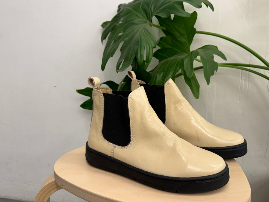 Botin de cuero