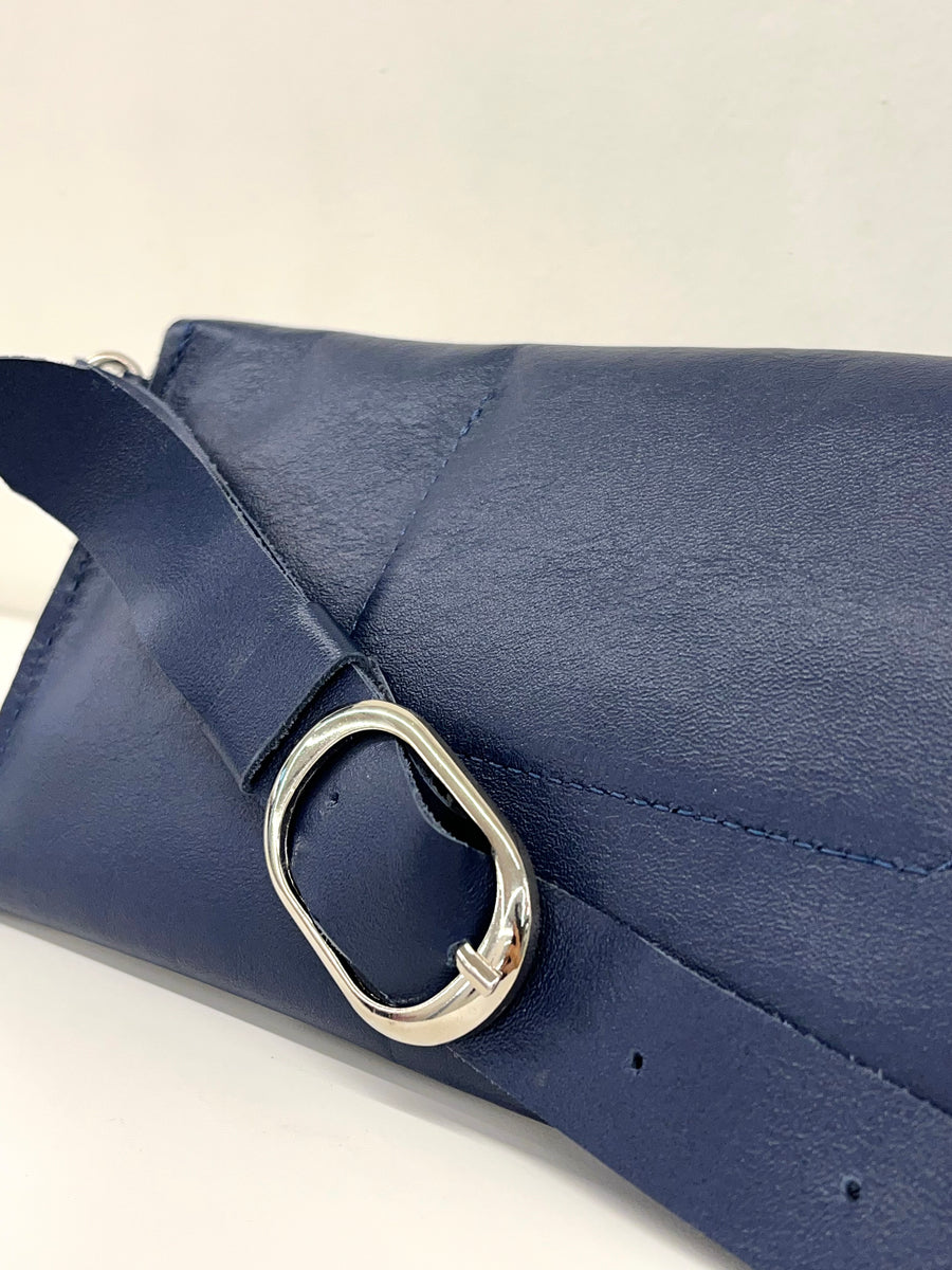 Leather Bag Azul Campany