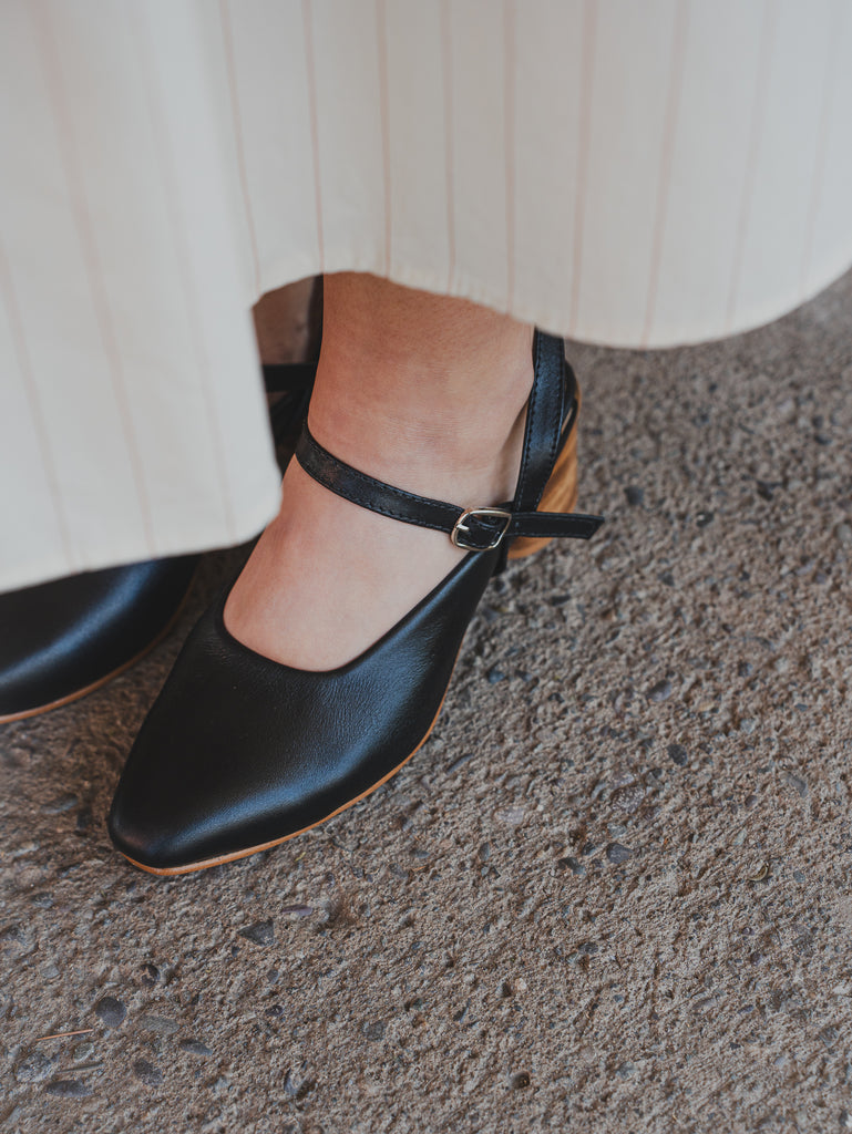 Puntilla Viviane Negra