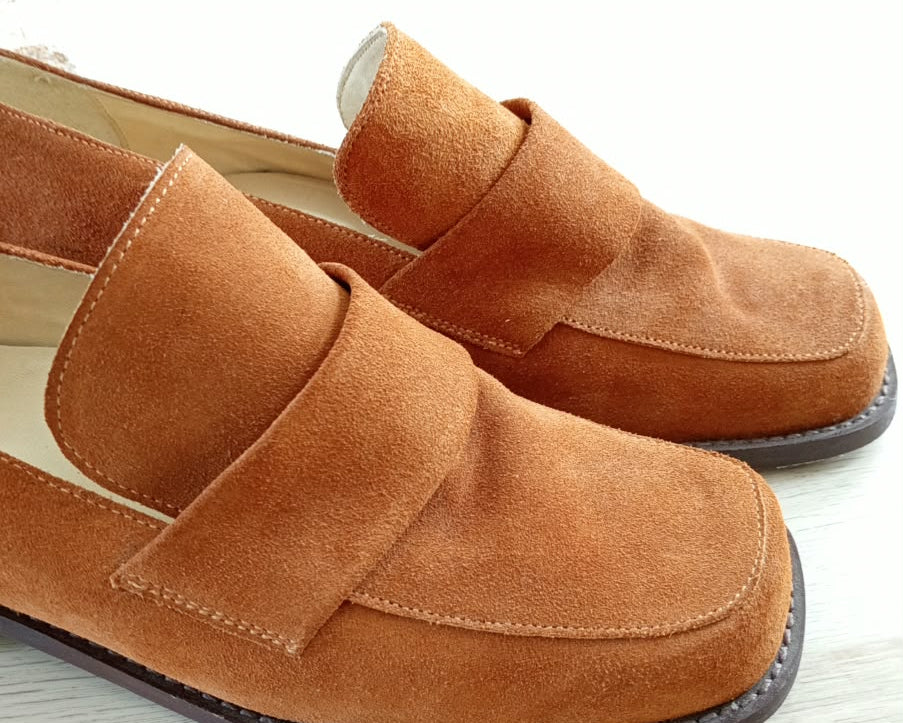 Mocasín Punta Cuadrada Reno Caramelo Talla 38