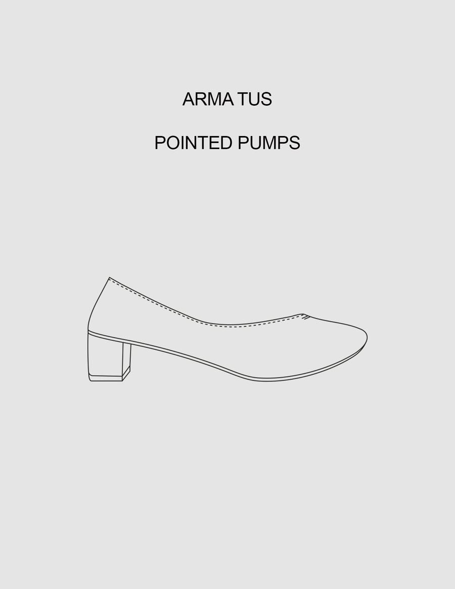 Arma Tus Pointed Pumps